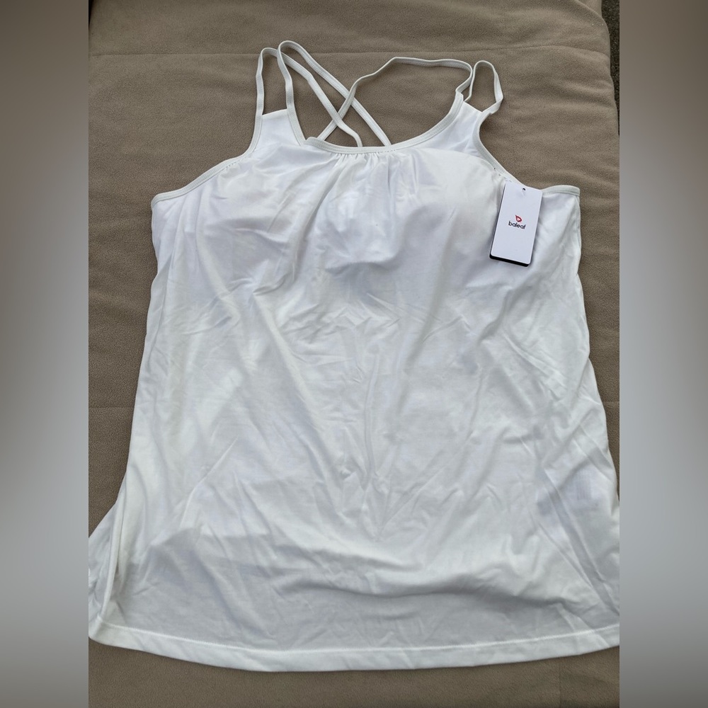 Baleaf workout tank with built in bra